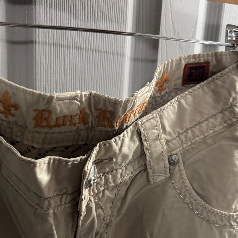 Rock Revival Women's Khaki Cargo Shorts - Beige Utility Style - Picture 2 of 4